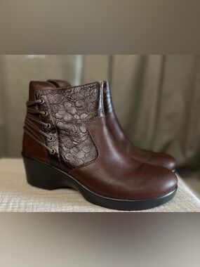 Alegria Ankle Boots 37 Stevee Butterfly Floral Brown Comfort Platform US 6.5